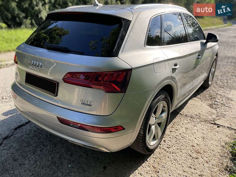 Позашляховик / Кросовер Audi Q5 2018 в Луцьку фото 6 Позашляховик / Кросовер Audi Q5 2018 в Луцьку