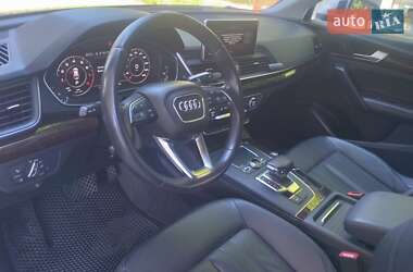 Внедорожник / Кроссовер Audi Q5 2019 в 