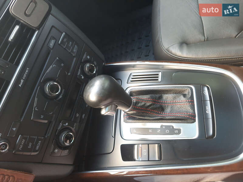 Внедорожник / Кроссовер Audi Q5 2012 в Киеве