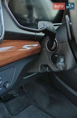 Внедорожник / Кроссовер Audi Q5 2023 в 