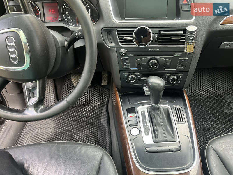 Внедорожник / Кроссовер Audi Q5 2012 в Львове