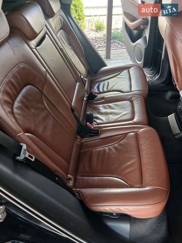 Внедорожник / Кроссовер Audi Q5 2009 в Хмельницком