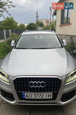 Внедорожник / Кроссовер Audi Q5 2012 в 