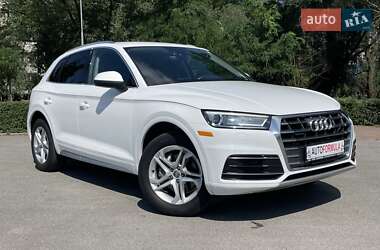 Позашляховик / Кросовер Audi Q5 2018 в Києві