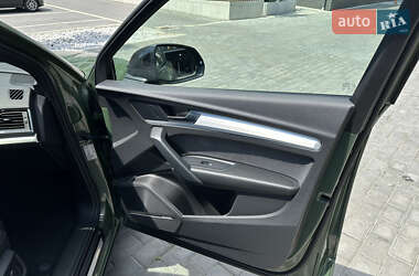 Внедорожник / Кроссовер Audi Q5 2021 в Черновцах