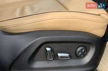 Внедорожник / Кроссовер Audi Q5 2012 в 