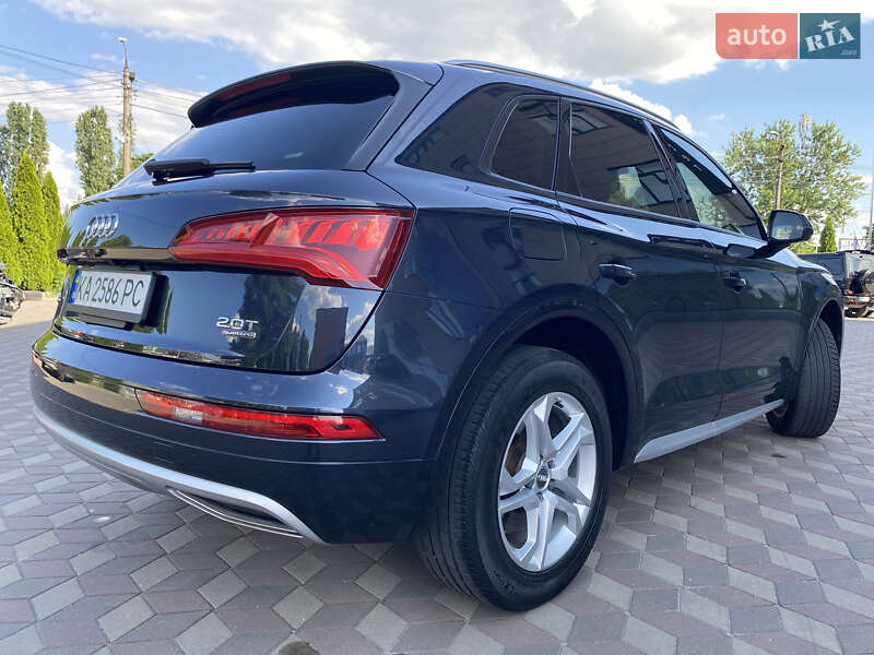 Внедорожник / Кроссовер Audi Q5 2017 в Броварах