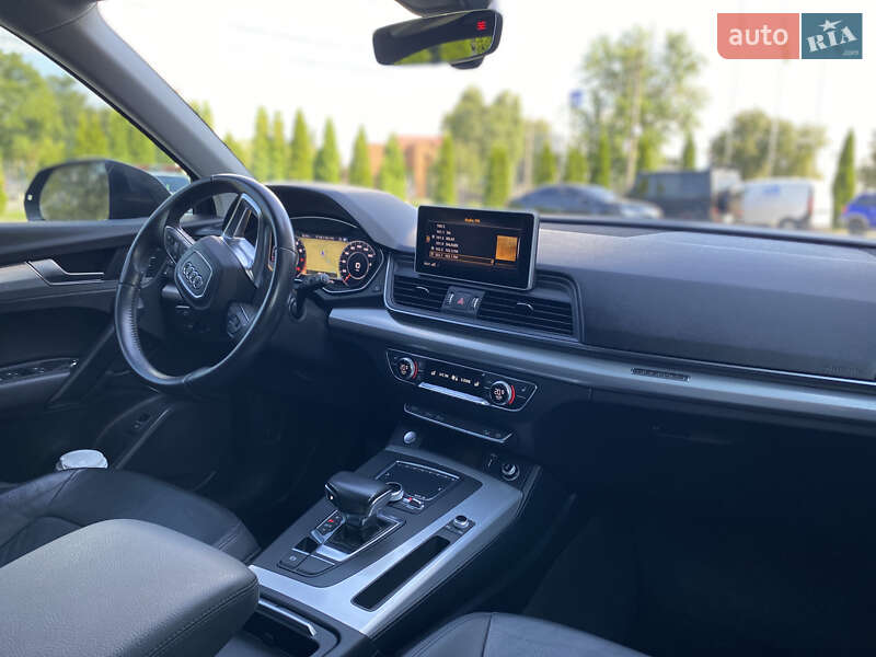 Внедорожник / Кроссовер Audi Q5 2017 в Броварах