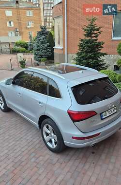 Внедорожник / Кроссовер Audi Q5 2012 в 