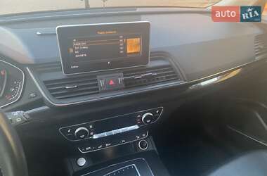 Внедорожник / Кроссовер Audi Q5 2020 в 