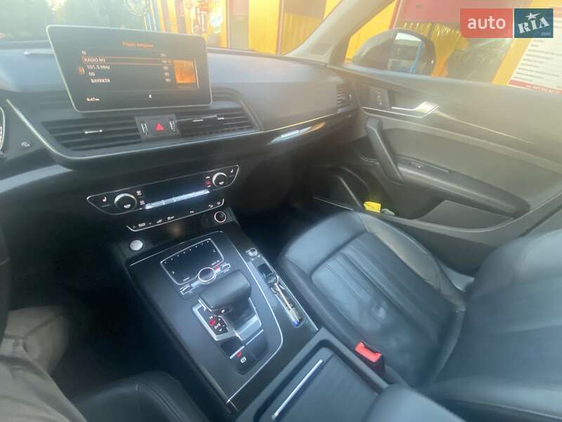Внедорожник / Кроссовер Audi Q5 2020 в Тернополе