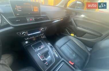 Внедорожник / Кроссовер Audi Q5 2020 в 