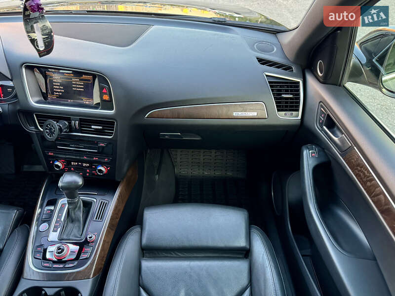 Внедорожник / Кроссовер Audi Q5 2014 в Киеве