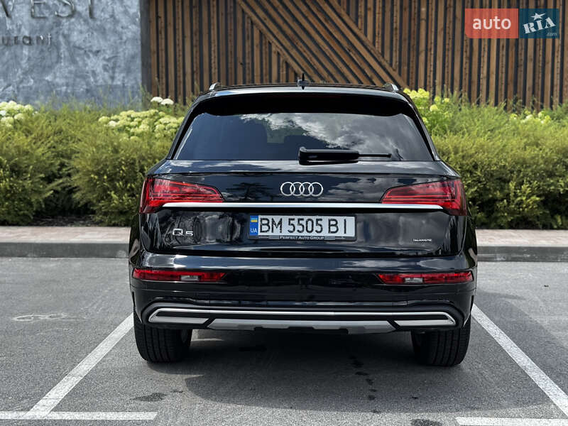 Внедорожник / Кроссовер Audi Q5 2023 в Киеве