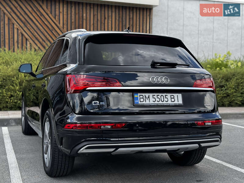 Внедорожник / Кроссовер Audi Q5 2023 в Киеве