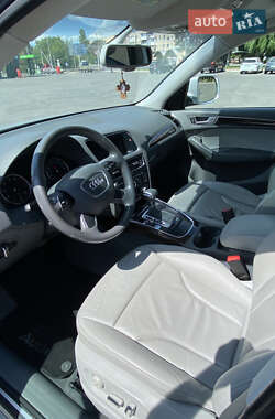 Внедорожник / Кроссовер Audi Q5 2014 в 