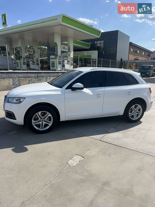 Внедорожник / Кроссовер Audi Q5 2018 в Белой Церкви