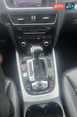 Внедорожник / Кроссовер Audi Q5 2015 в 