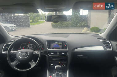 Внедорожник / Кроссовер Audi Q5 2015 в 