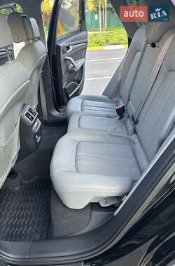 Внедорожник / Кроссовер Audi Q5 2018 в 
