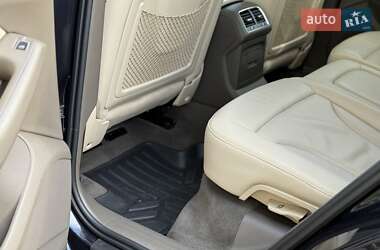 Внедорожник / Кроссовер Audi Q5 2015 в 