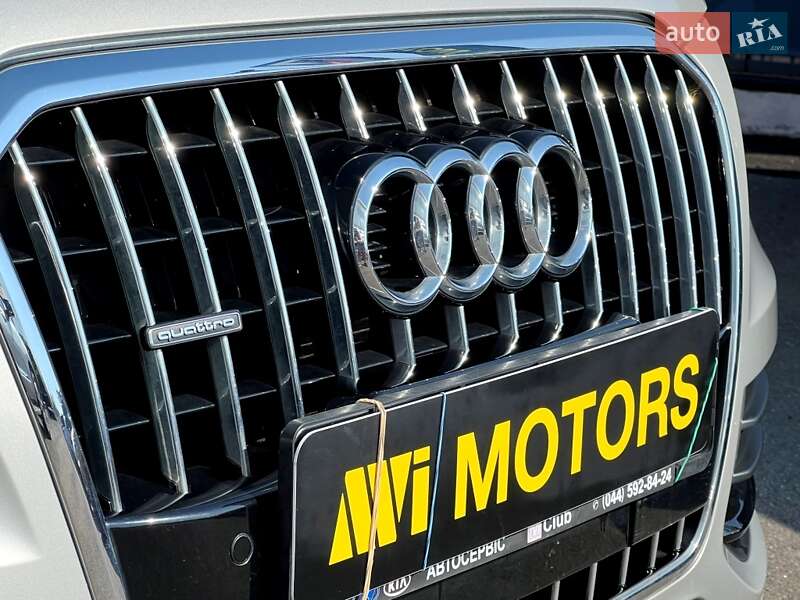 Позашляховик / Кросовер Audi Q5 2017 в Києві