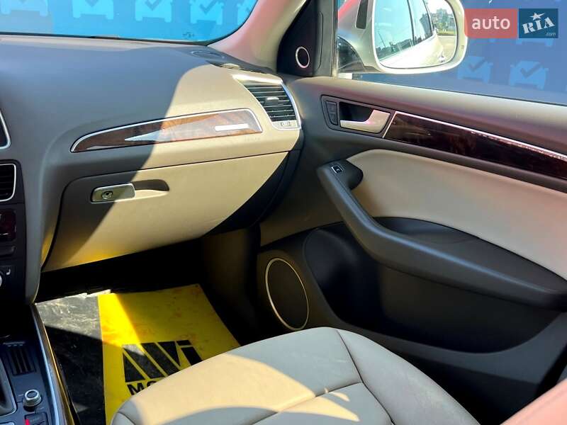 Позашляховик / Кросовер Audi Q5 2017 в Києві