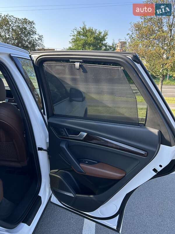 Внедорожник / Кроссовер Audi Q5 2018 в Киеве