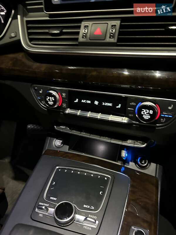 Внедорожник / Кроссовер Audi Q5 2018 в Киеве
