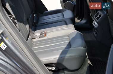 Внедорожник / Кроссовер Audi Q5 2022 в 