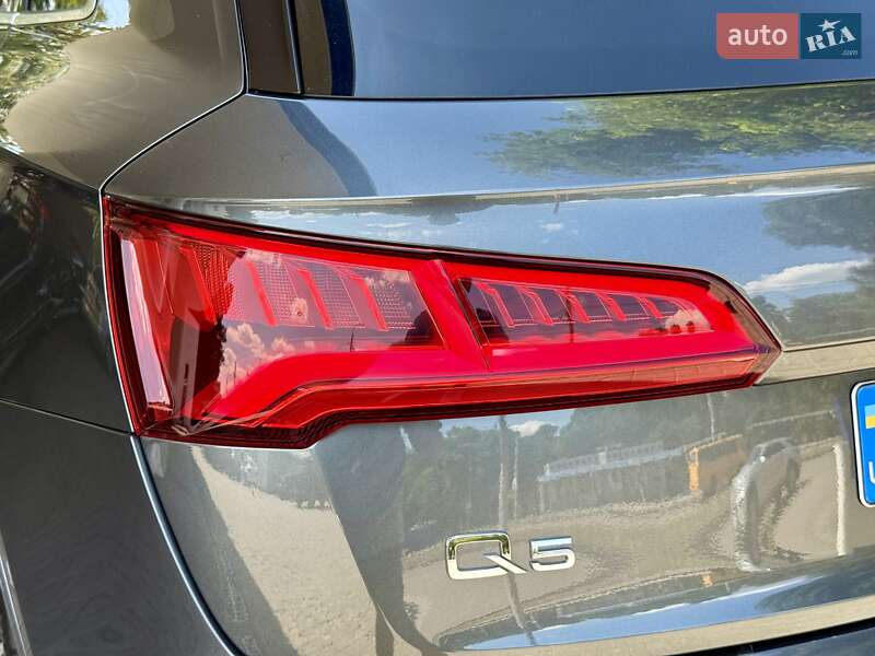 Внедорожник / Кроссовер Audi Q5 2020 в Днепре