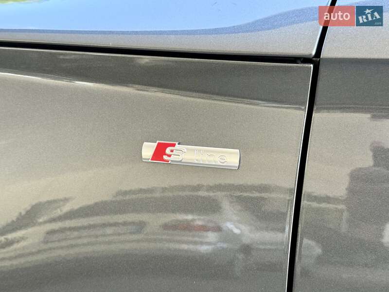 Внедорожник / Кроссовер Audi Q5 2020 в Днепре