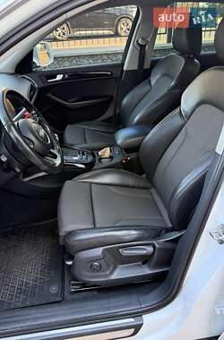 Внедорожник / Кроссовер Audi Q5 2016 в 