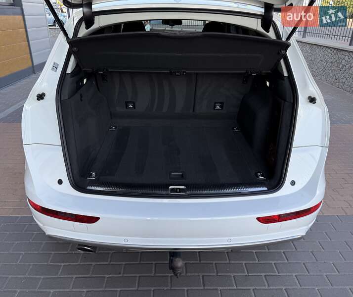 Внедорожник / Кроссовер Audi Q5 2016 в Белой Церкви