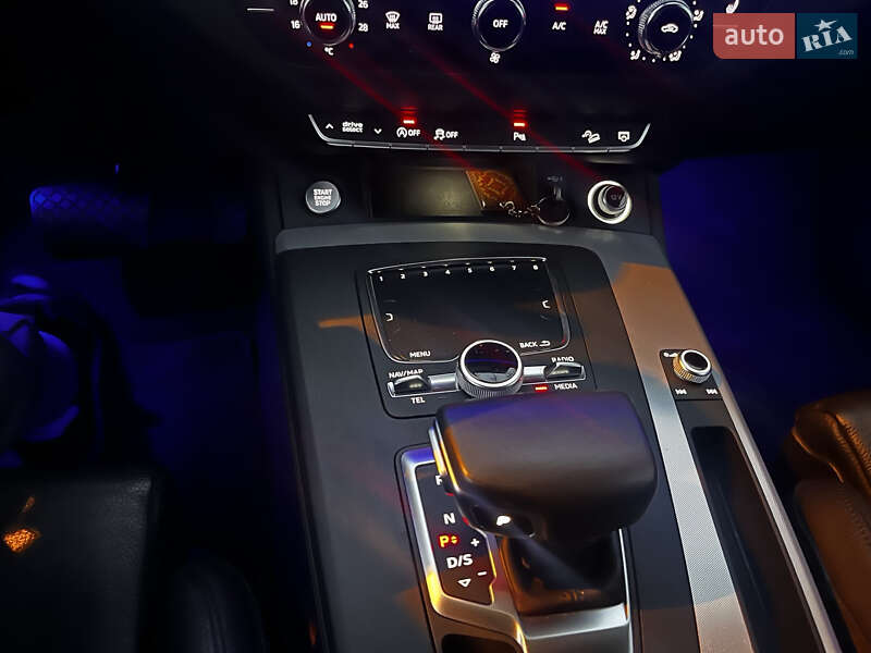 Внедорожник / Кроссовер Audi Q5 2020 в Запорожье