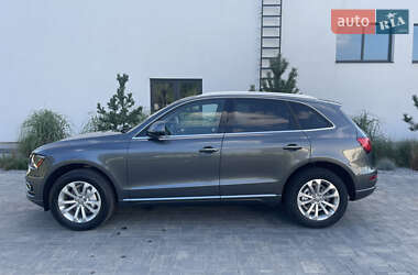 Внедорожник / Кроссовер Audi Q5 2015 в 