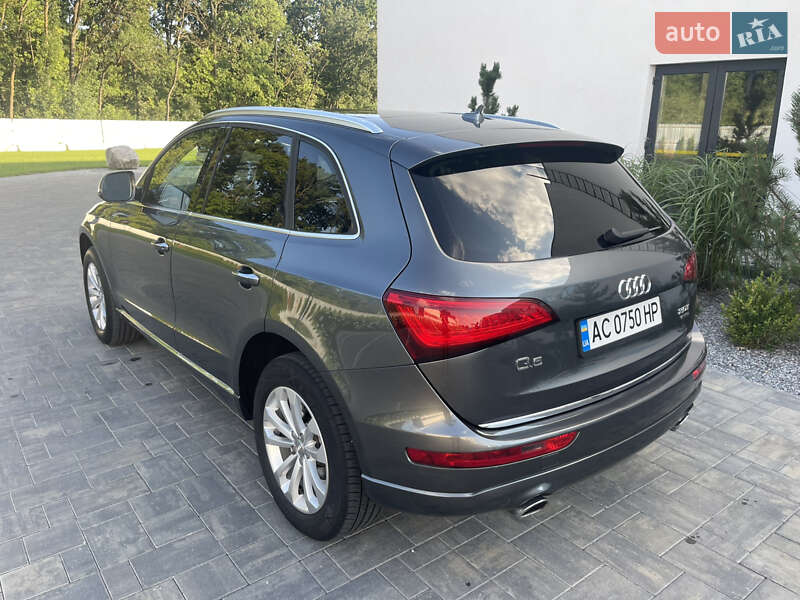 Позашляховик / Кросовер Audi Q5 2015 в Луцьку
