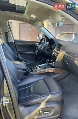 Внедорожник / Кроссовер Audi Q5 2015 в 