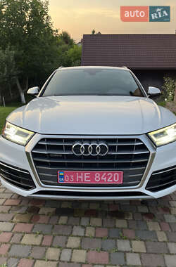 Внедорожник / Кроссовер Audi Q5 2018 в Ровно