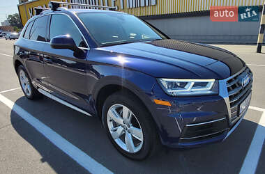 Внедорожник / Кроссовер Audi Q5 2019 в Киеве