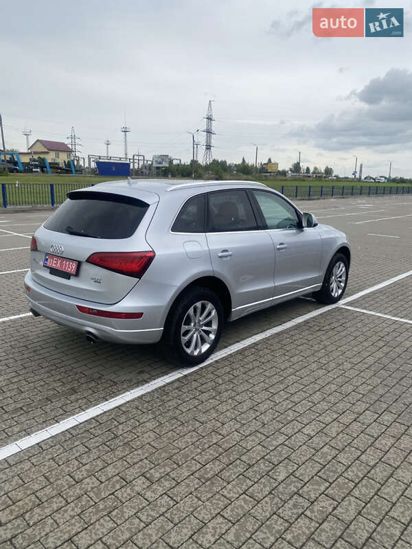 Внедорожник / Кроссовер Audi Q5 2014 в Нововолынске