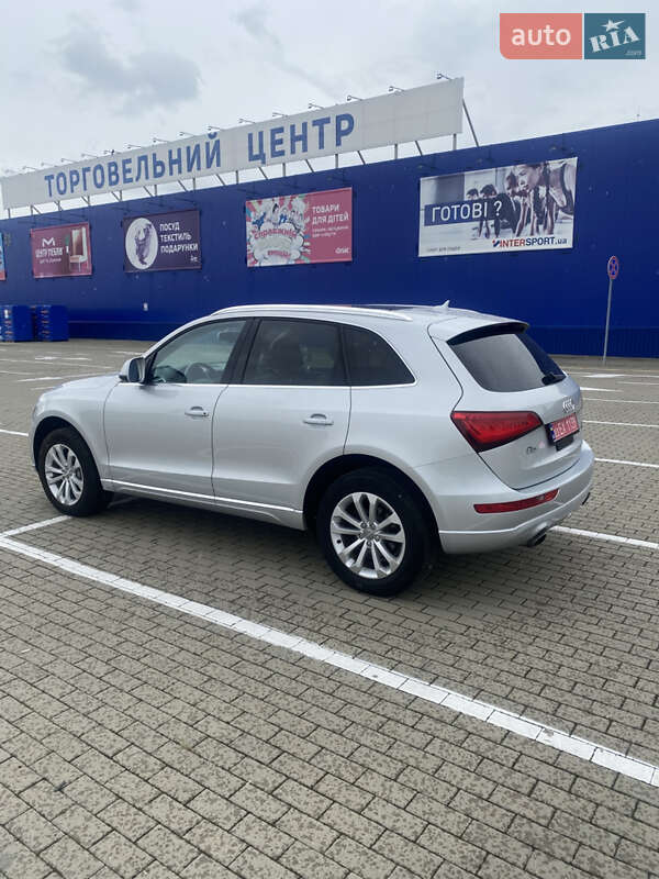 Внедорожник / Кроссовер Audi Q5 2014 в Нововолынске