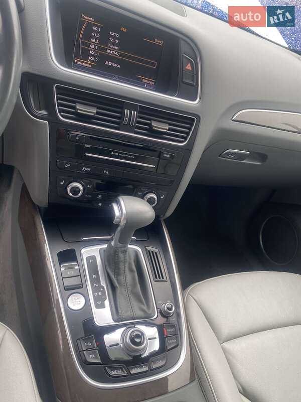 Внедорожник / Кроссовер Audi Q5 2014 в Нововолынске