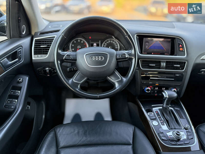 Внедорожник / Кроссовер Audi Q5 2015 в Ровно