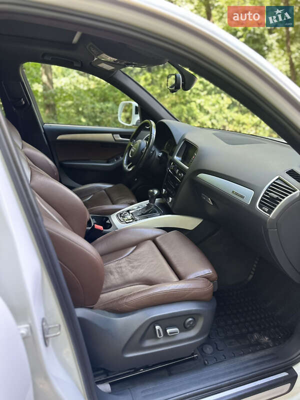 Внедорожник / Кроссовер Audi Q5 2016 в Львове