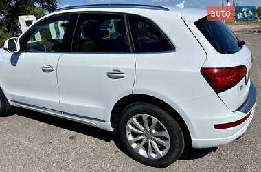 Внедорожник / Кроссовер Audi Q5 2014 в 