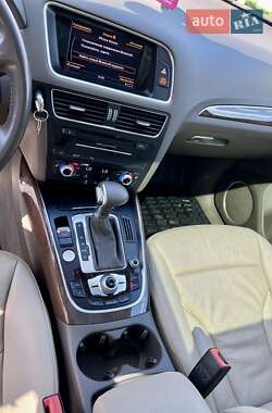 Внедорожник / Кроссовер Audi Q5 2014 в 