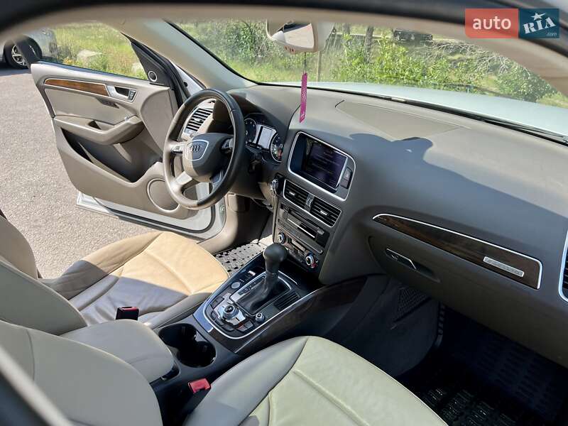 Внедорожник / Кроссовер Audi Q5 2014 в Чугуеве