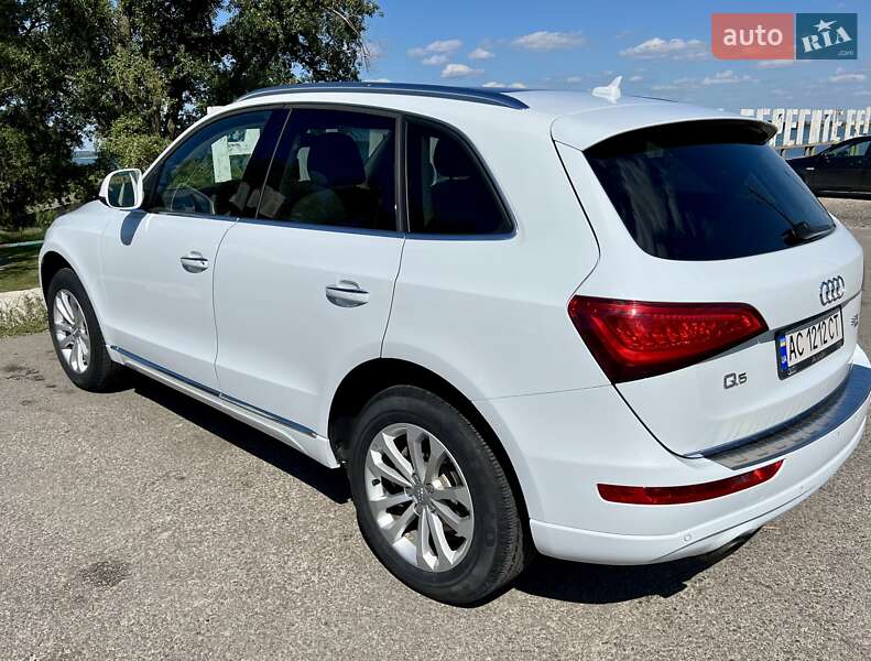 Внедорожник / Кроссовер Audi Q5 2014 в Чугуеве