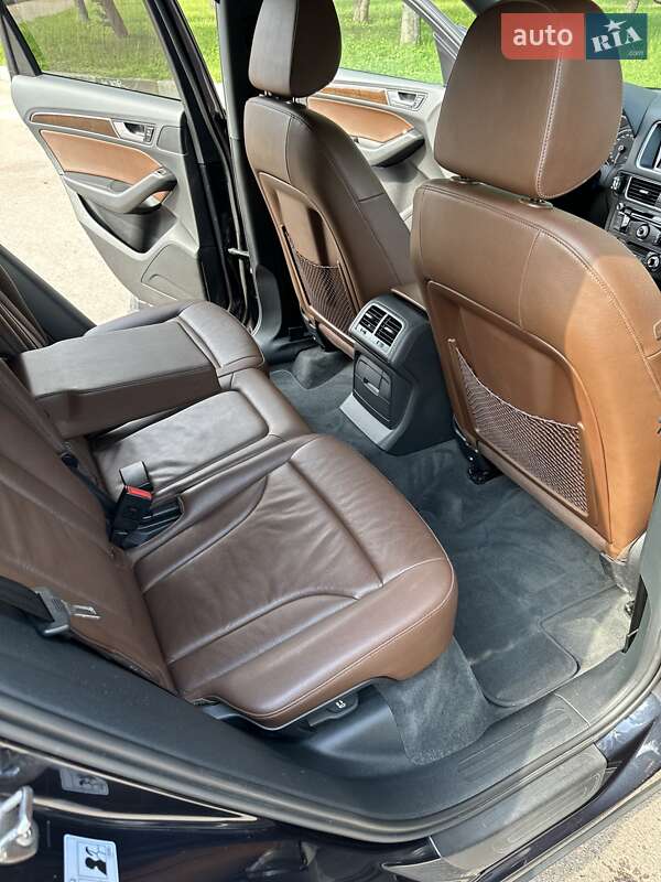 Внедорожник / Кроссовер Audi Q5 2016 в Киеве